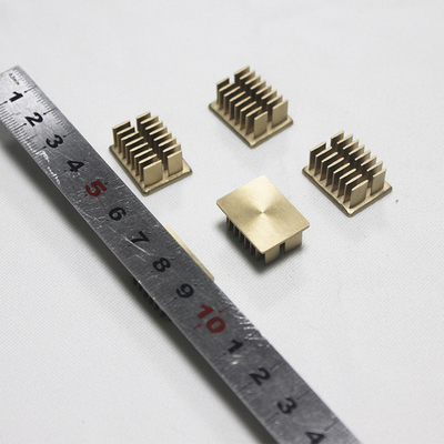 Plating Gold Cold Forged Heat Sink For CNC Machine ISO9001 Anti Rust 11x7cm